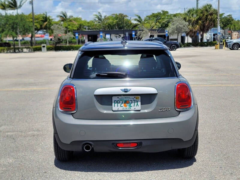 2015 MINI Hardtop 2 Door Cooper
