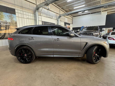 2020 Jaguar F-PACE SVR