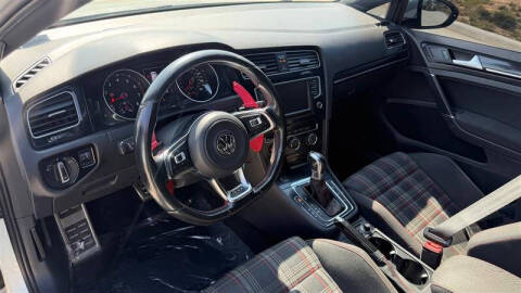 2016 Volkswagen Golf GTI S