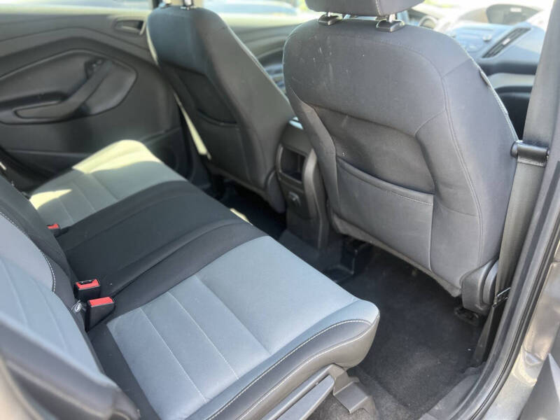 2017 Ford Escape S
