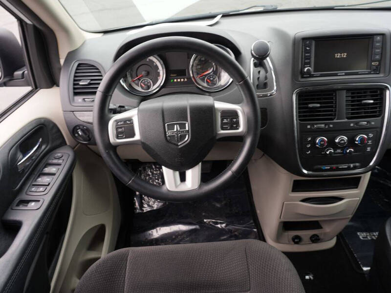 2017 Dodge Grand Caravan SE