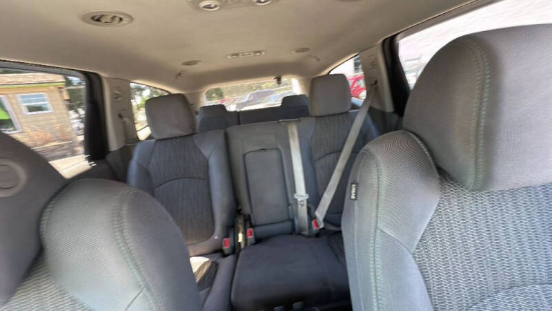 2015 Chevrolet Traverse LS