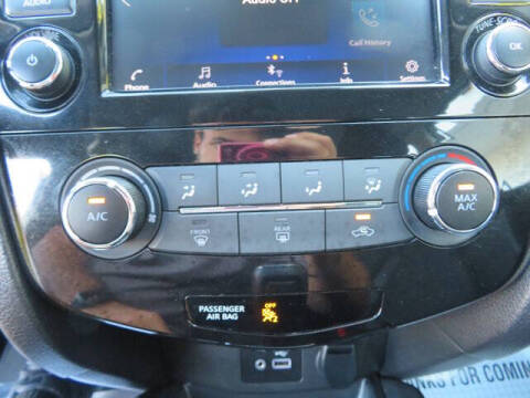 2022 Nissan Rogue Sport S