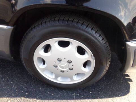 1994 Mercedes-Benz E-Class E 320