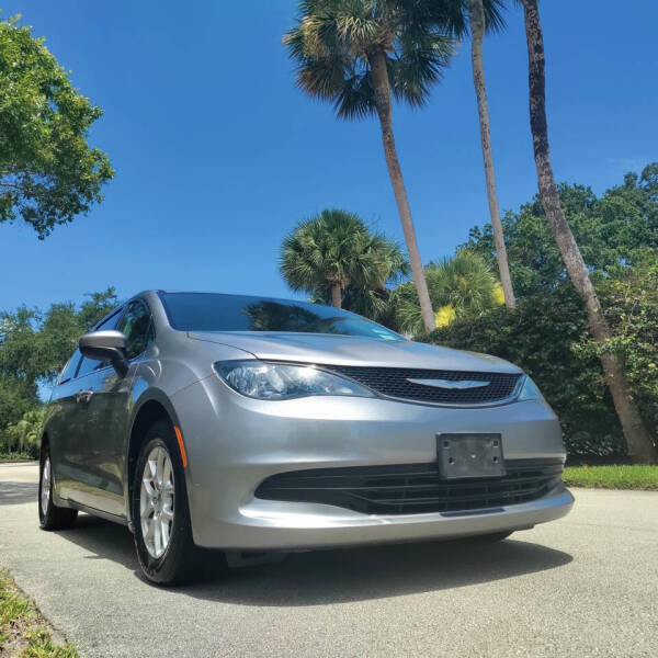 2017 Chrysler Pacifica LX