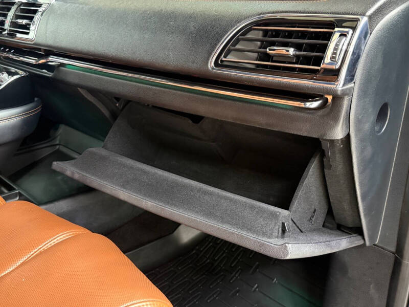 2021 Lincoln Navigator L Reserve