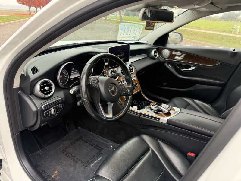 2016 Mercedes-Benz C-Class