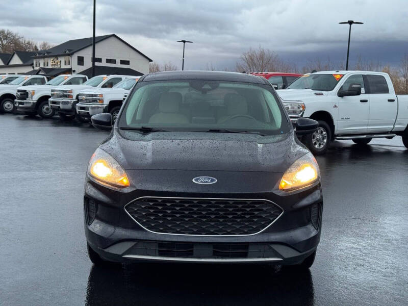 2021 Ford Escape Hybrid SE