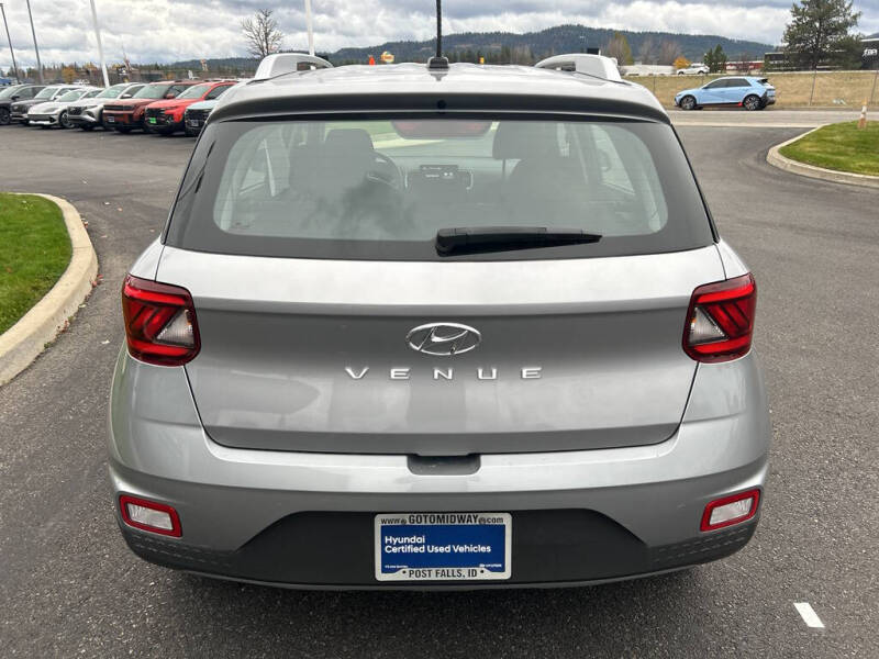 2024 Hyundai Venue SEL