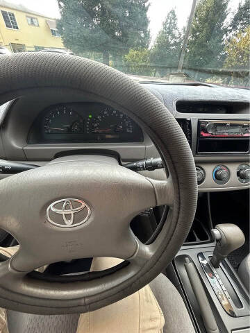 2002 Toyota Camry LE