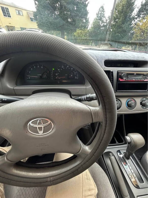 2002 Toyota Camry LE