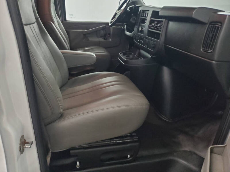 2019 Chevrolet Express 3500