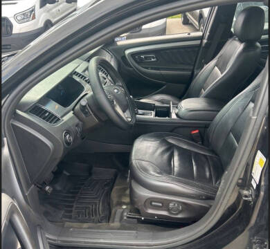 2015 Ford Taurus SEL