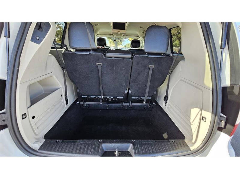 2015 Chrysler Town and Country Touring