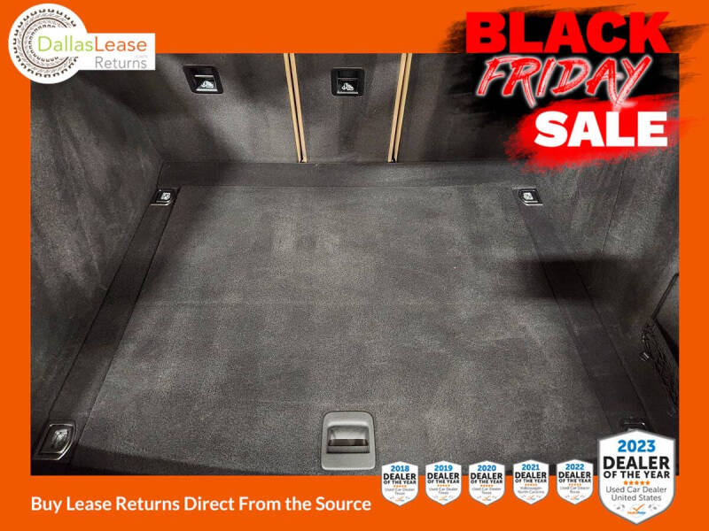 2022 Porsche Macan S