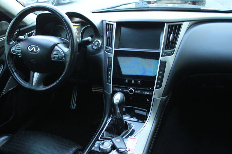 2017 Infiniti Q50 Red Sport 400