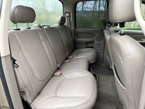 2004 Dodge Ram 1500 SLT