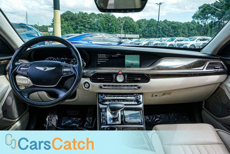 2019 Genesis G90