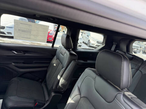 2025 Jeep Grand Cherokee L