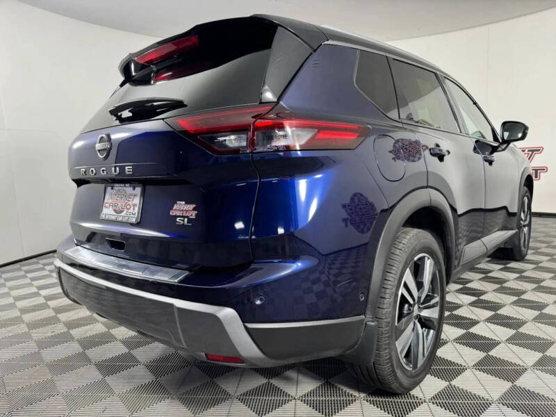 2024 Nissan Rogue SL