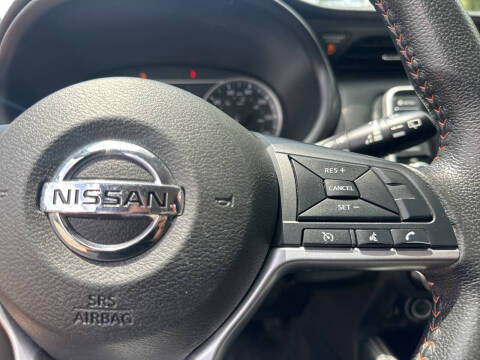 2020 Nissan Kicks SR