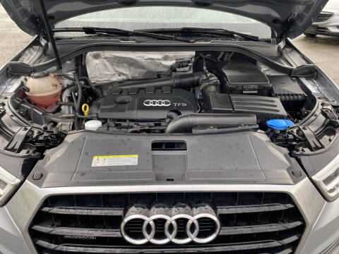 2018 Audi Q3 2.0T quattro Premium Plus