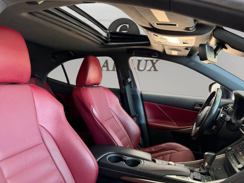 2020 Lexus IS 300