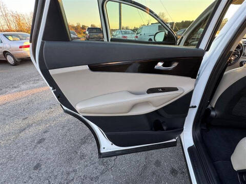 2019 Kia Sorento EX V6