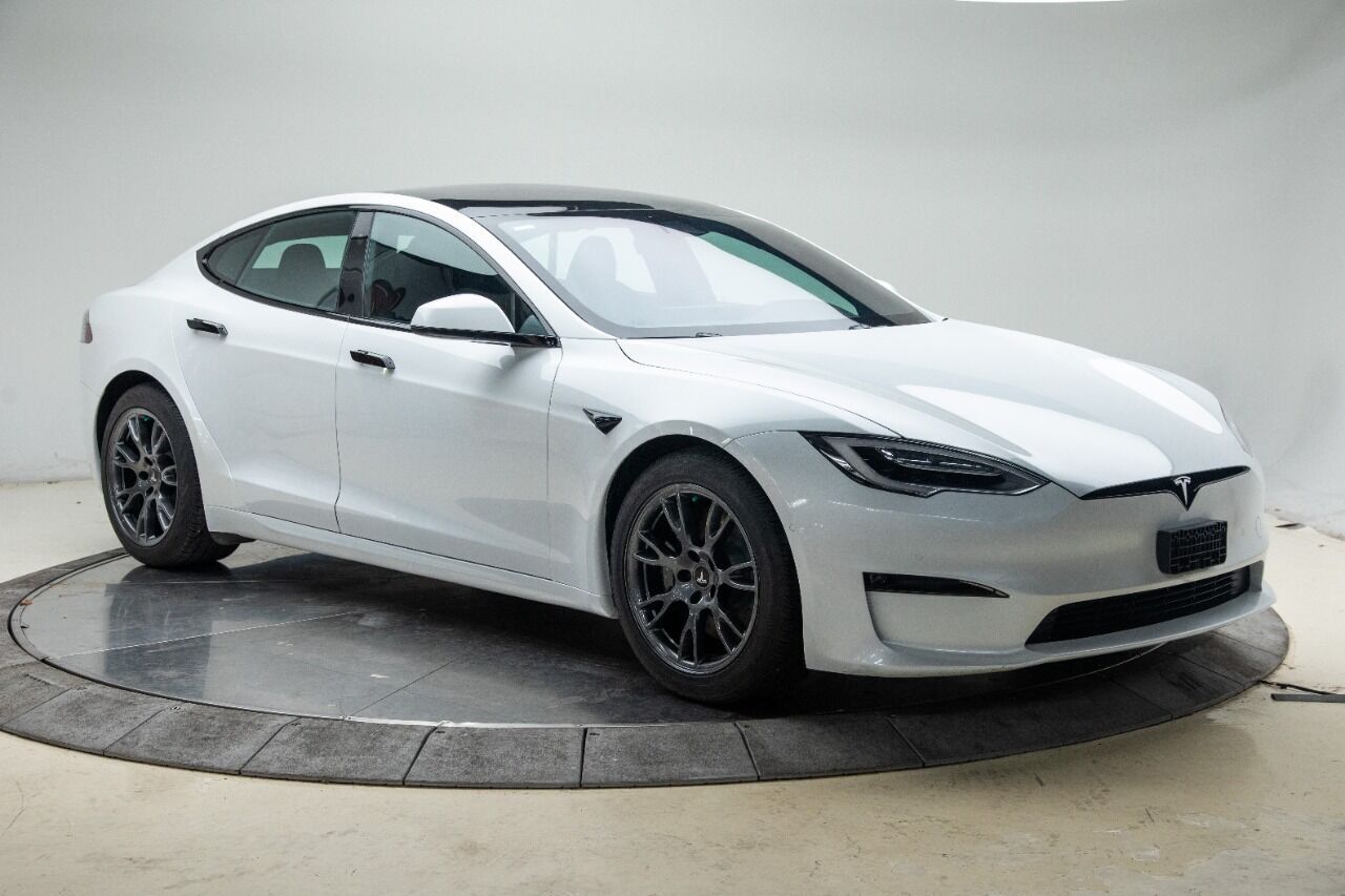 2021 Tesla Model S 22