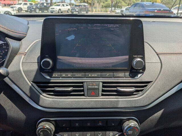 2019 Nissan Altima 19