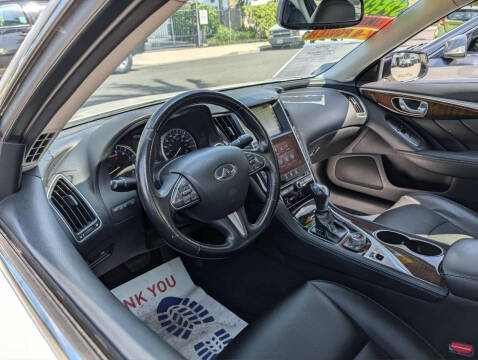 2014 Infiniti Q50 Premium