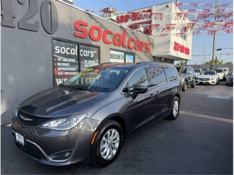 2018 Chrysler Pacifica Touring Plus