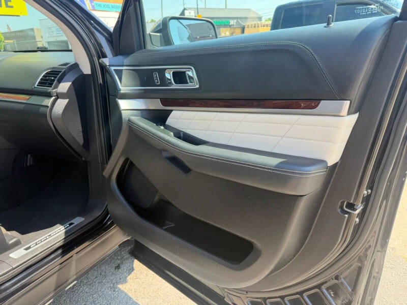 2016 Ford Explorer Platinum