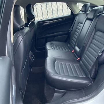 2018 Ford Fusion Hybrid SE