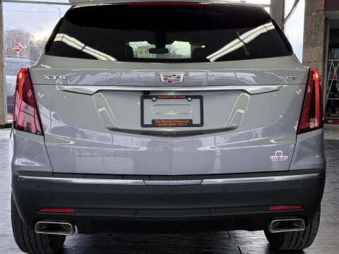 2025 Cadillac XT5 Luxury