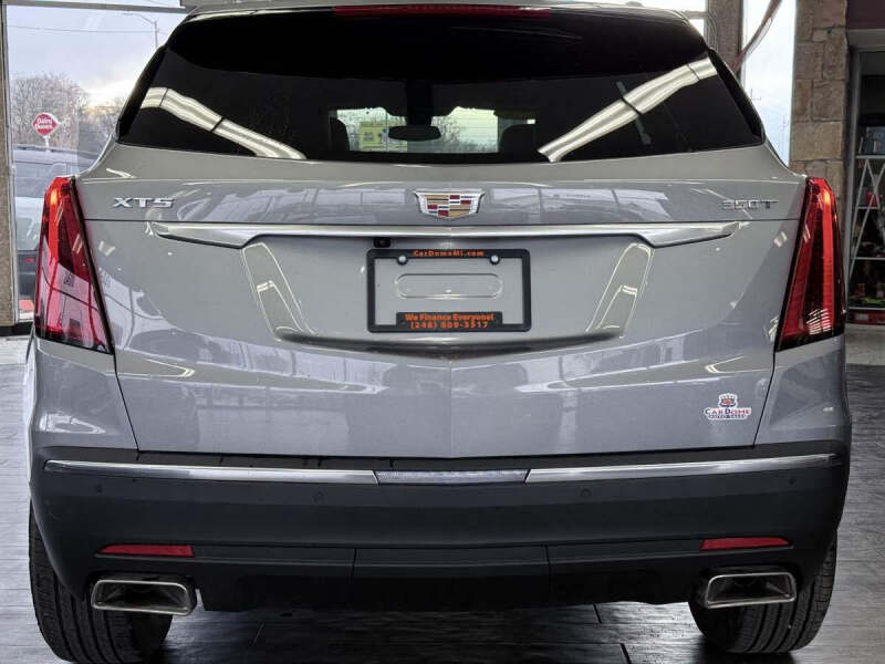 2025 Cadillac XT5 Luxury