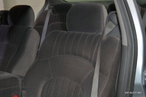 2005 Pontiac Bonneville SE