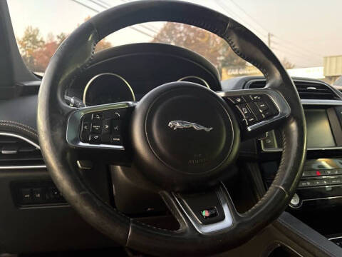 2017 Jaguar F-PACE S