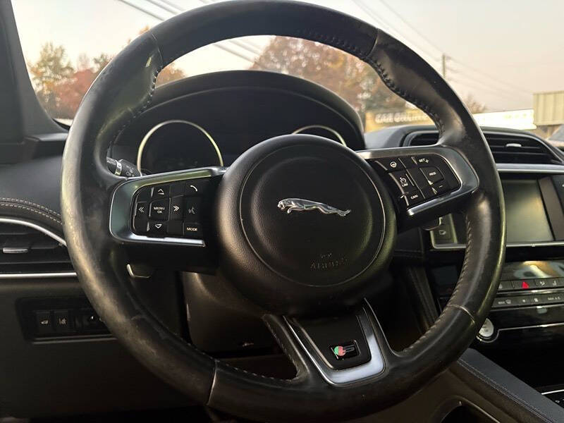 2017 Jaguar F-PACE S