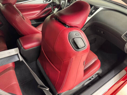 2017 Infiniti Q60 Red Sport 400
