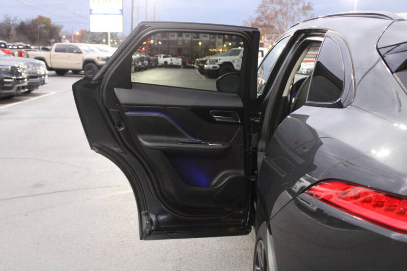 2020 Jaguar F-PACE 30t R-Sport