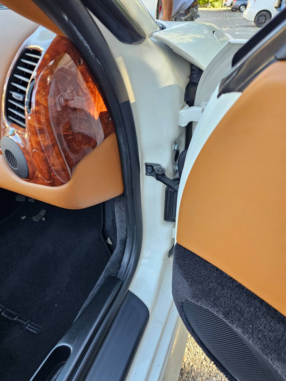 2001 Porsche 911 25