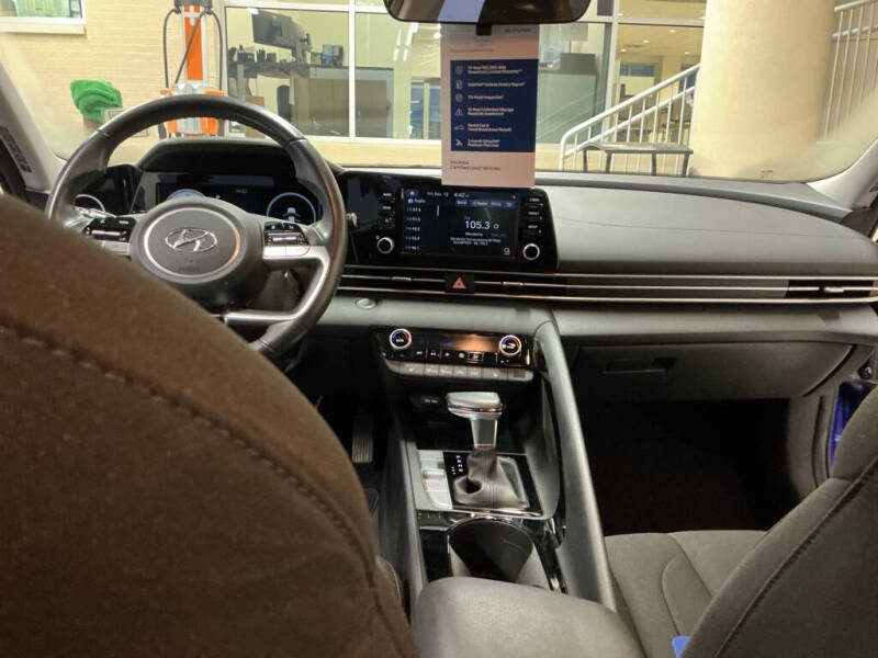 2022 Hyundai Elantra