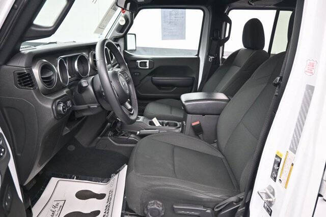 2023 Jeep Gladiator Sport S