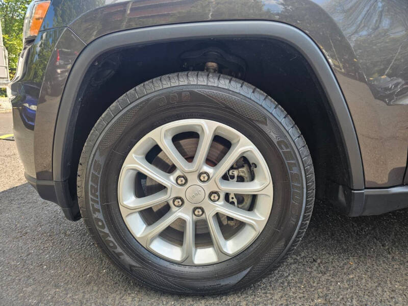 2021 Jeep Grand Cherokee Laredo E