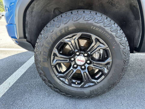 2024 GMC Canyon Elevation