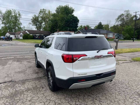 2017 GMC Acadia SLT-1