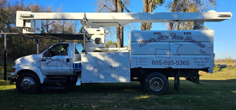 2011 Ford F-750's photo