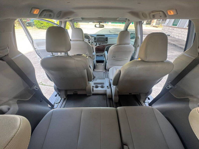 2013 Toyota Sienna