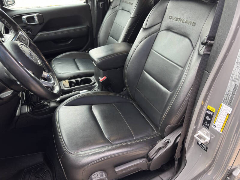 2021 Jeep Gladiator Overland